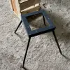 Artikelbild 2 des Artikels “Niedriger Naturholztisch rund aus Suar mit Metallbeinen Spider. 100cm Länge, 98cm Breite, 60cm Höhe, Tischplatte 10cm dick. “